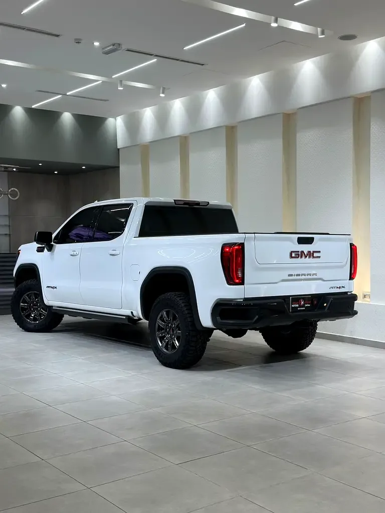GMC Sierra 6.2 AT 4WD (420 hp) - 4