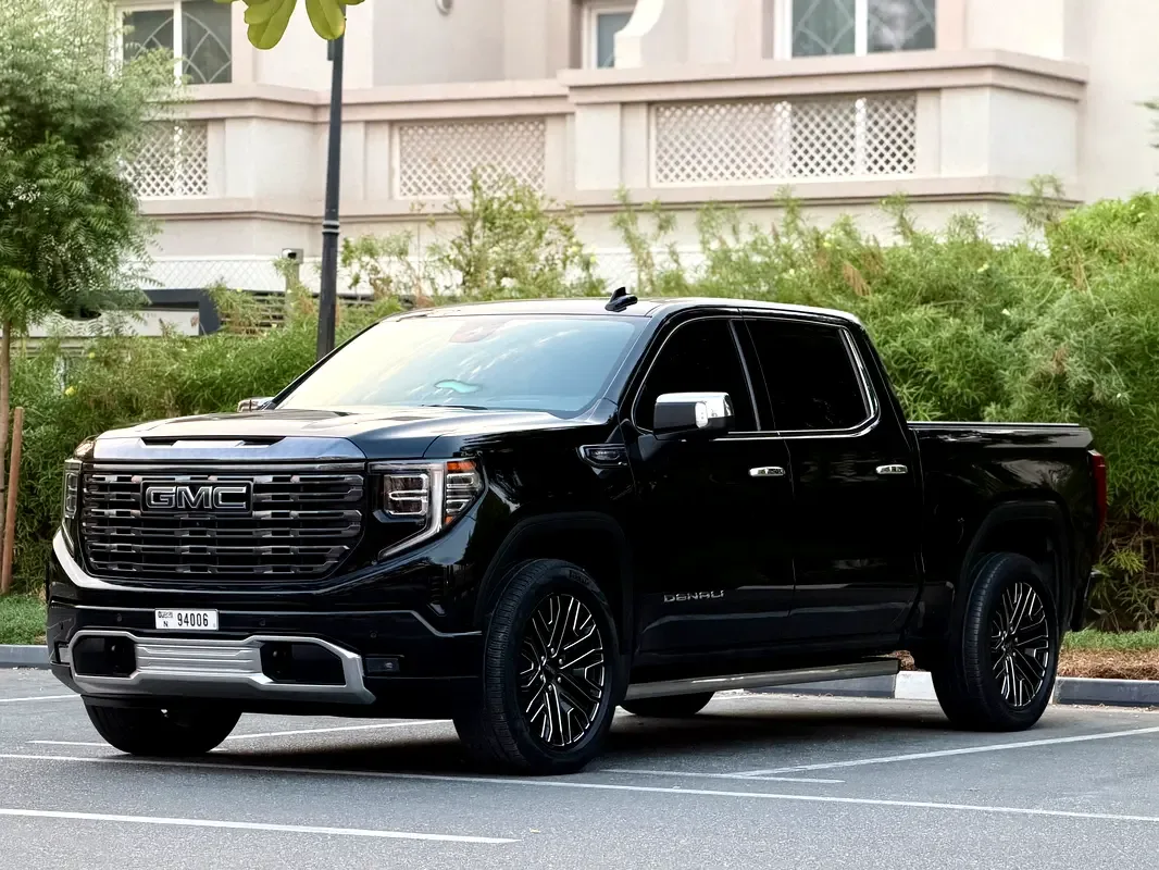 GMC Sierra 6.2 AT 4WD (420 hp)