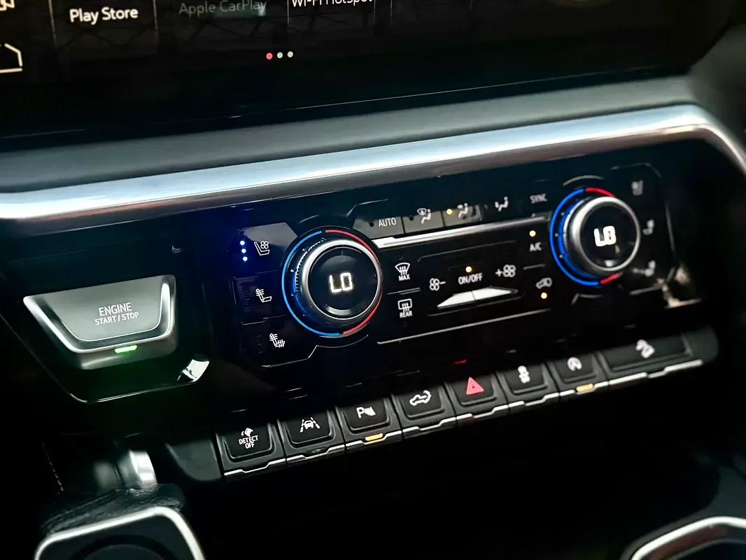 GMC Sierra 6.2 AT 4WD (420 hp) - 13