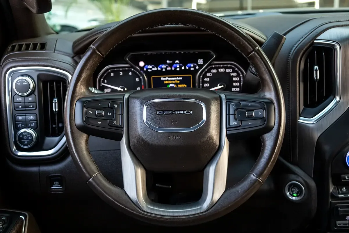 GMC Sierra 6.2 AT 4WD (420 حصان) - 16