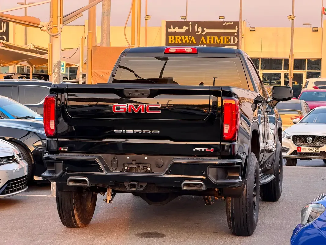 GMC Sierra 6.2 AT AWD (420 حصان) - 5