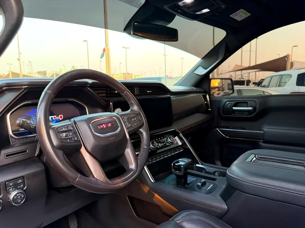 GMC Sierra 6.2 AT AWD (420 حصان) - 8