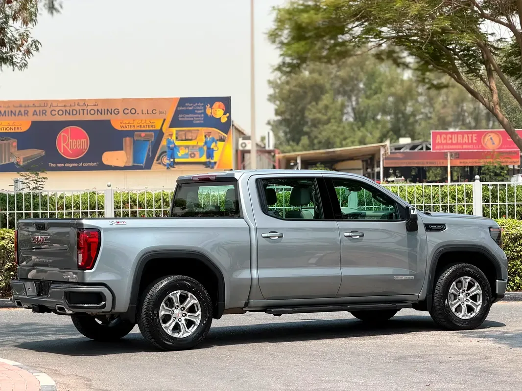 GMC Sierra 6.2 AT AWD (420 حصان) - 4