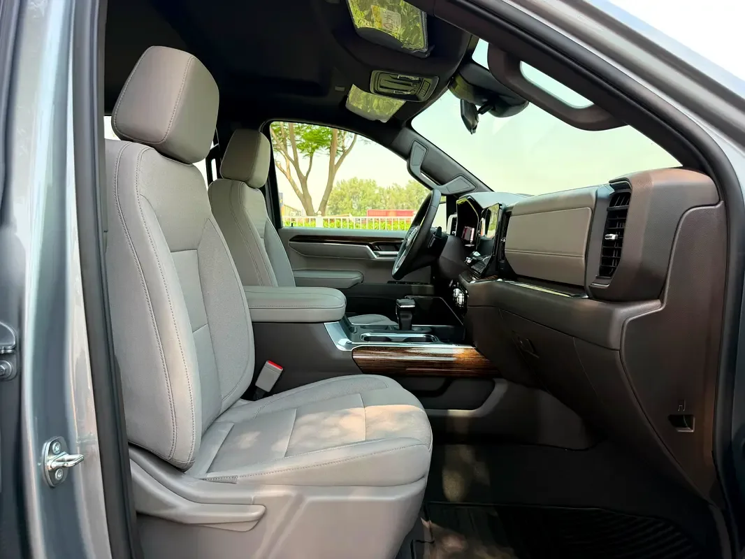 GMC Sierra 6.2 AT AWD (420 حصان) - 8