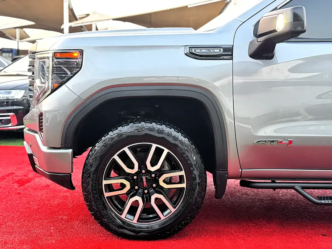 GMC Sierra 6.2 AT AWD (420 hp) - 11