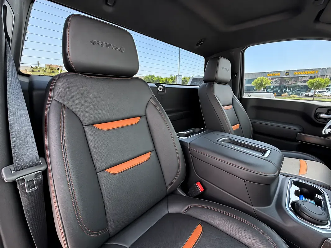 GMC Sierra 6.2 AT AWD (420 حصان) - 9