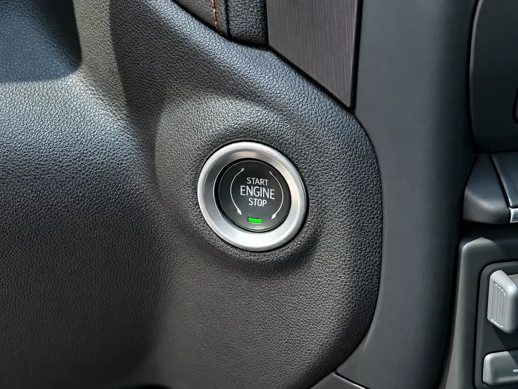 GMC Sierra 6.2 AT AWD (420 حصان) - 13