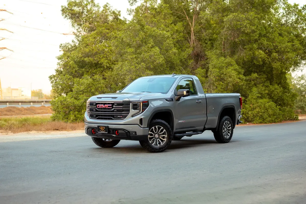 GMC Sierra 6.2 AT AWD (420 حصان)