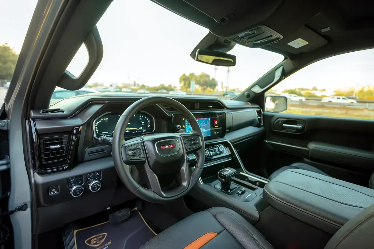 GMC Sierra 6.2 AT AWD (420 حصان) - 11