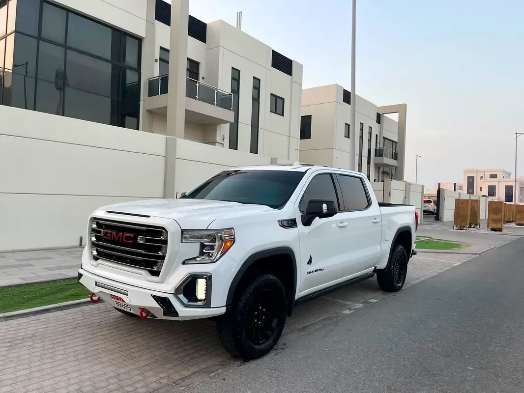 GMC Sierra 8.1 AT LWB 2WD (340 hp)