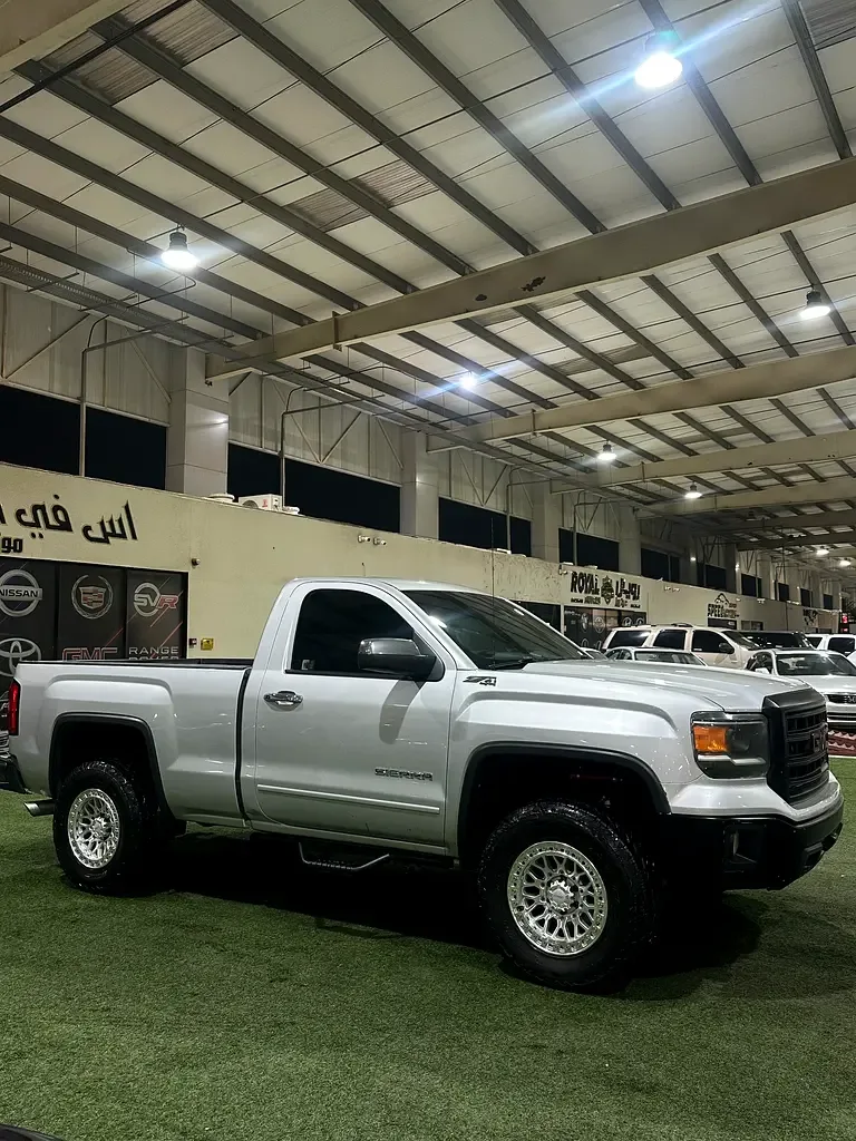 GMC Sierra 8.1 AT LWB 2WD (340 hp) - 3