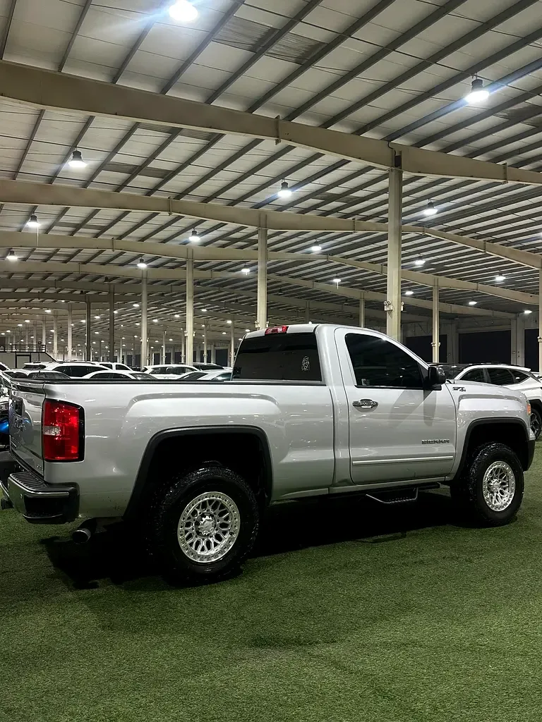 GMC Sierra 8.1 AT LWB 2WD (340 hp) - 4
