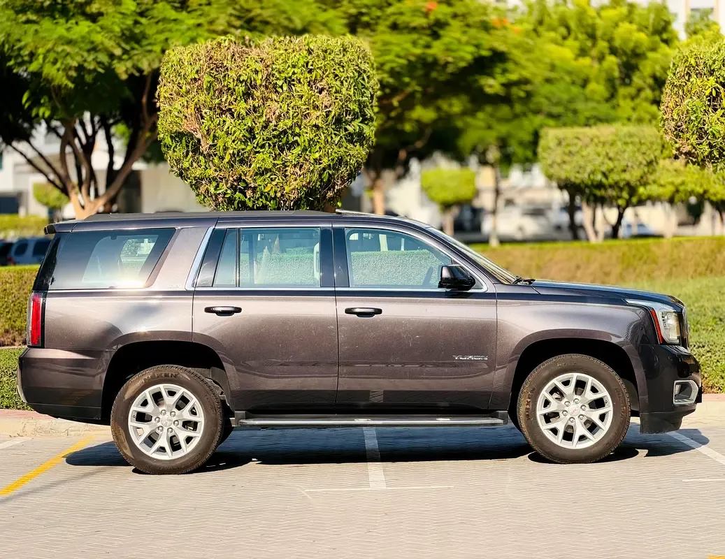 GMC Yukon 5.3 AT RWD (355 حصان) - 7