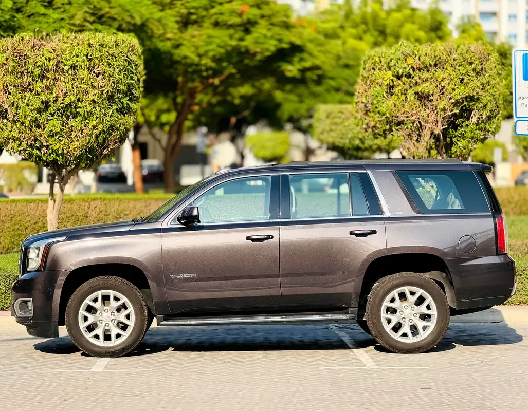 GMC Yukon 5.3 AT RWD (355 حصان) - 8