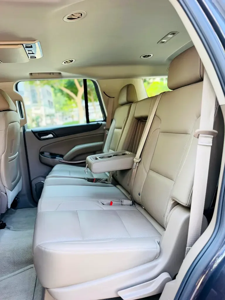 GMC Yukon 5.3 AT RWD (355 حصان) - 12