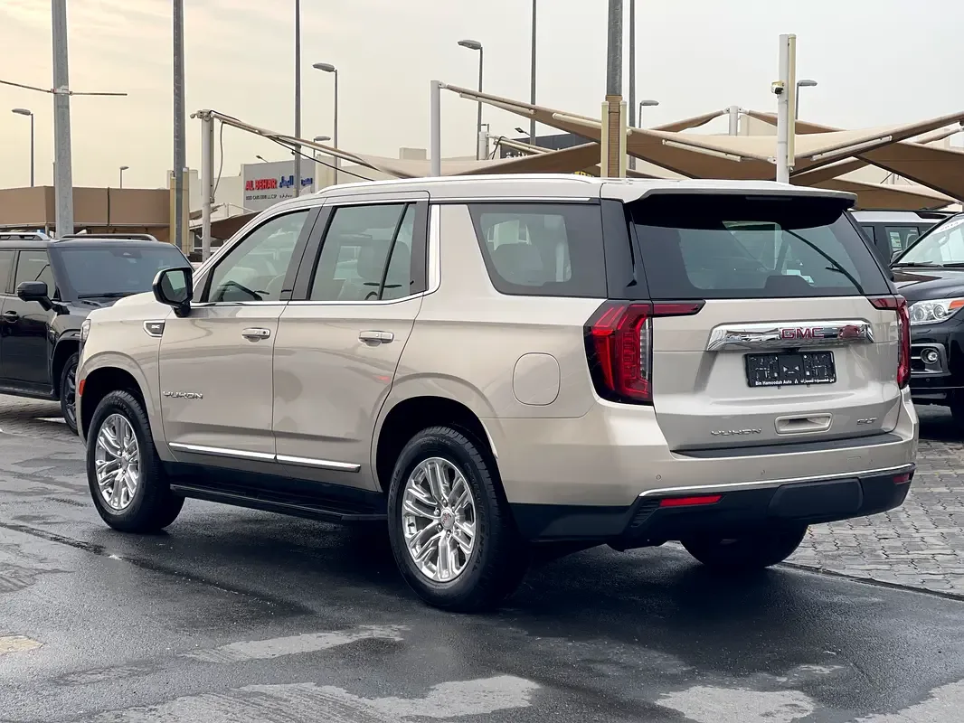 GMC Yukon 5.3 AT RWD (360 hp) - 4