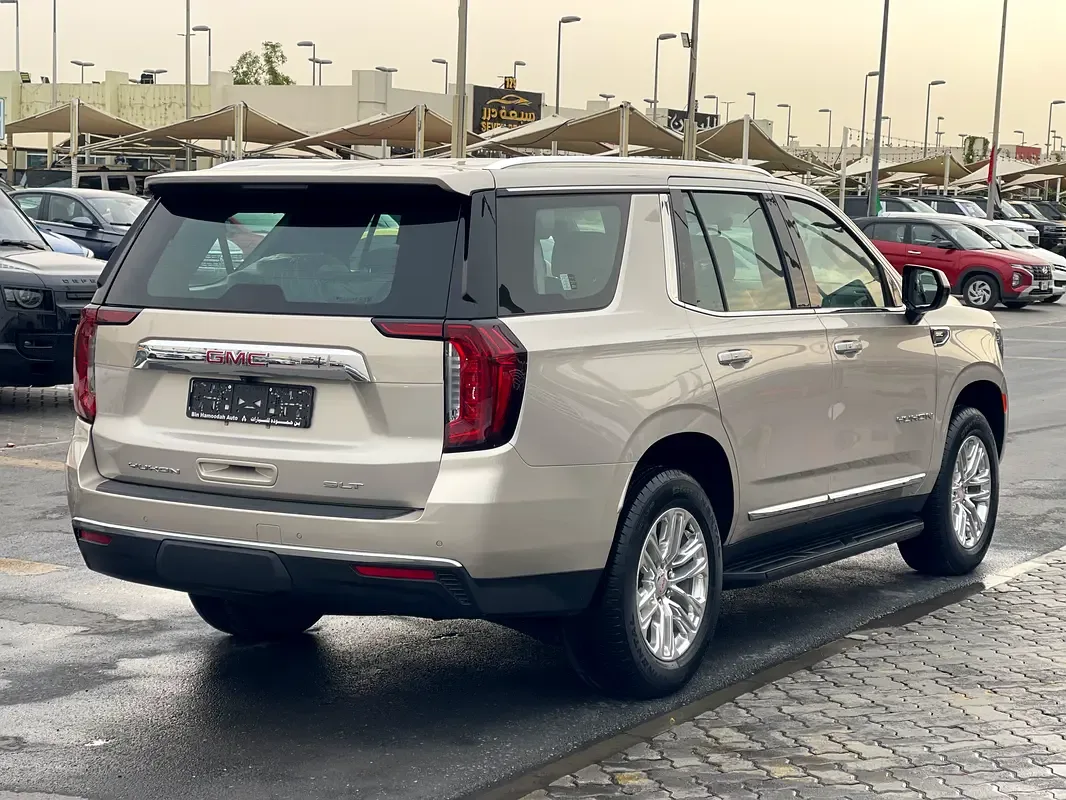 GMC Yukon 5.3 AT RWD (360 hp) - 6