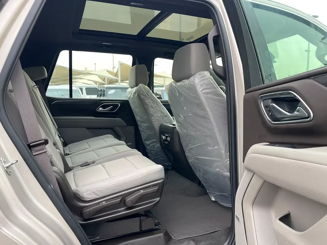 GMC Yukon 5.3 AT RWD (360 hp) - 14