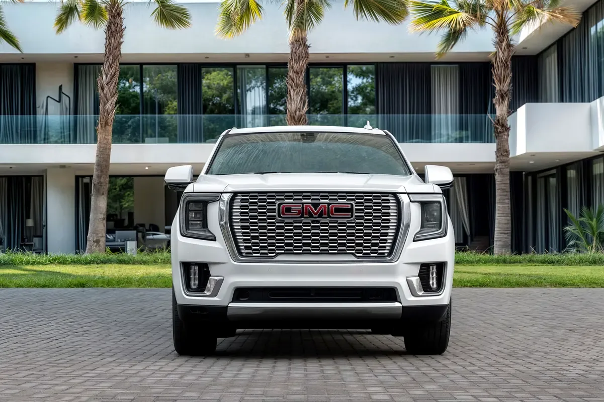 GMC Yukon 5.3 AT RWD (360 حصان) - 4