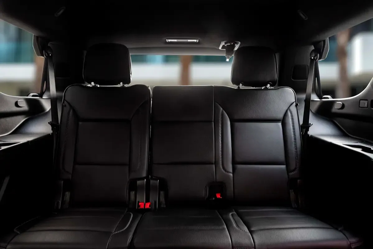 GMC Yukon 5.3 AT RWD (360 حصان) - 13