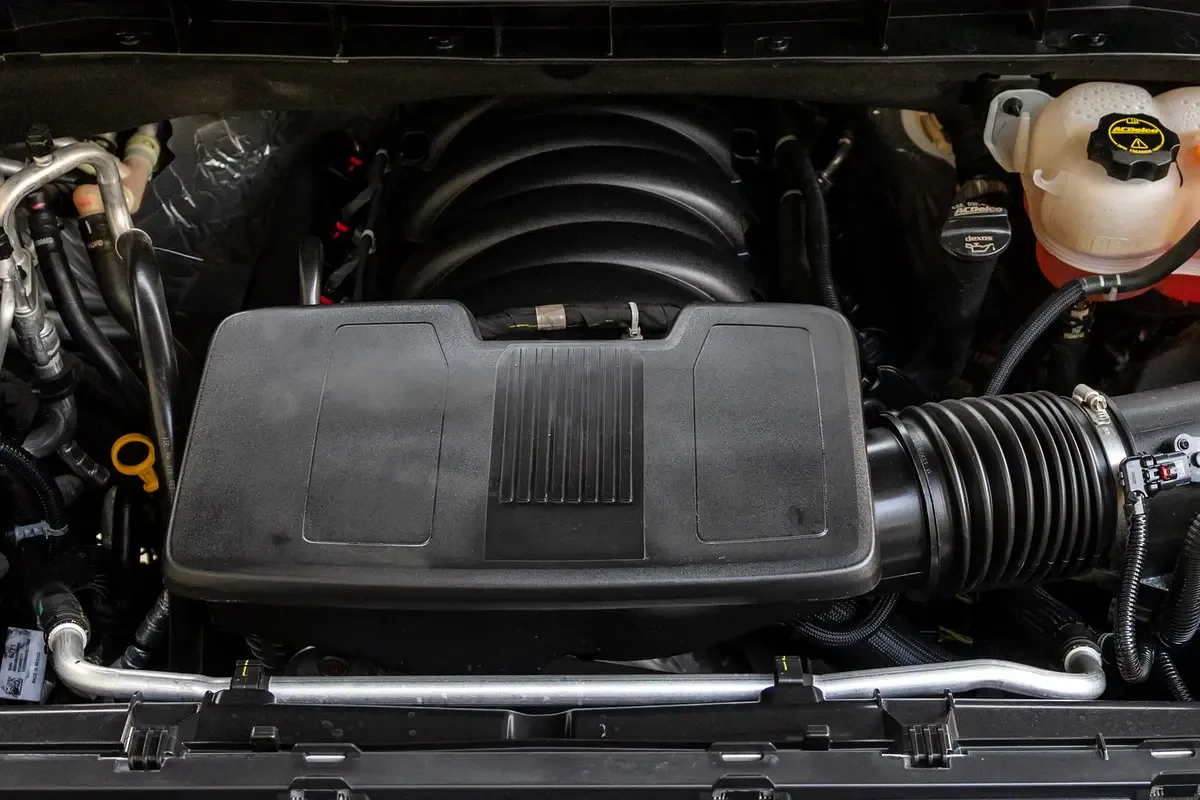 GMC Yukon 6.2 AT (420 hp) - 10