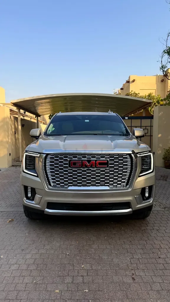 GMC Yukon 6.2 AT (420 hp)