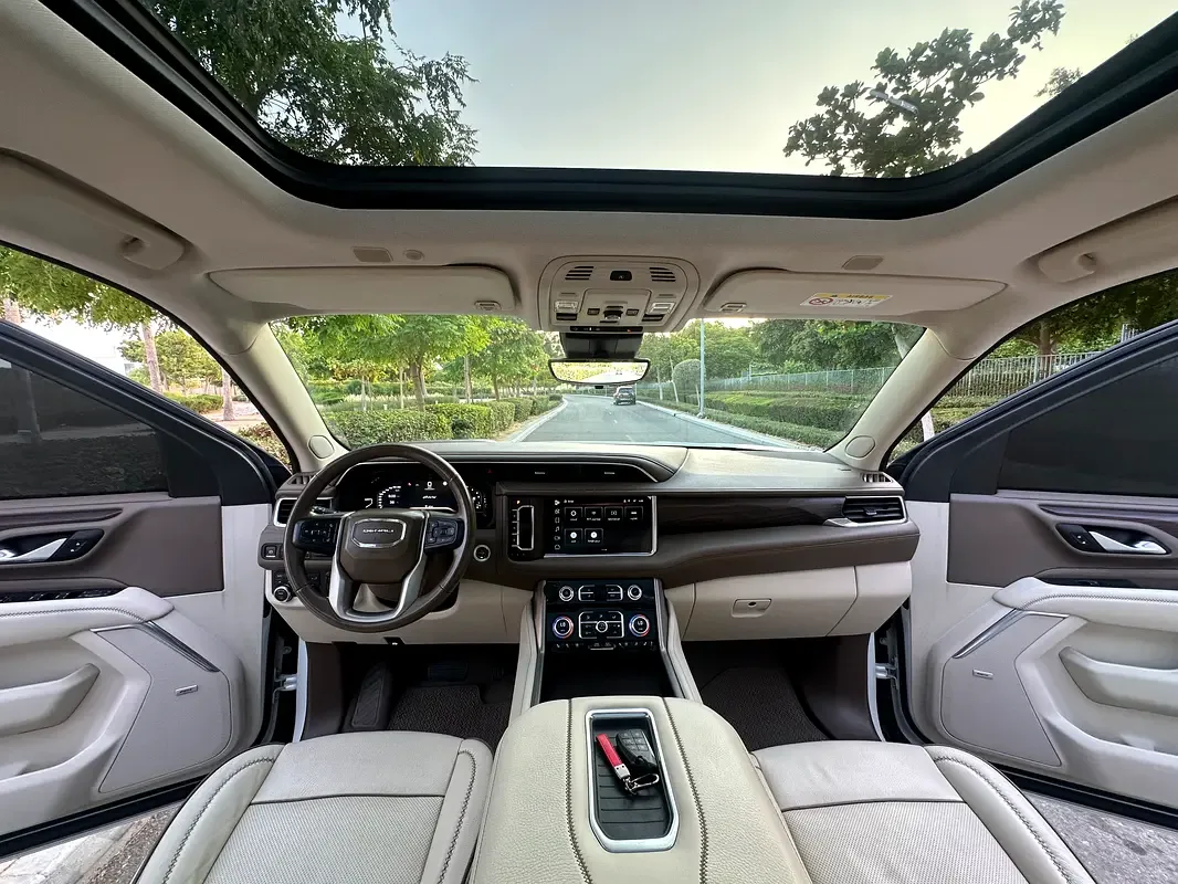 GMC Yukon 6.2 AT (420 حصان) - 6