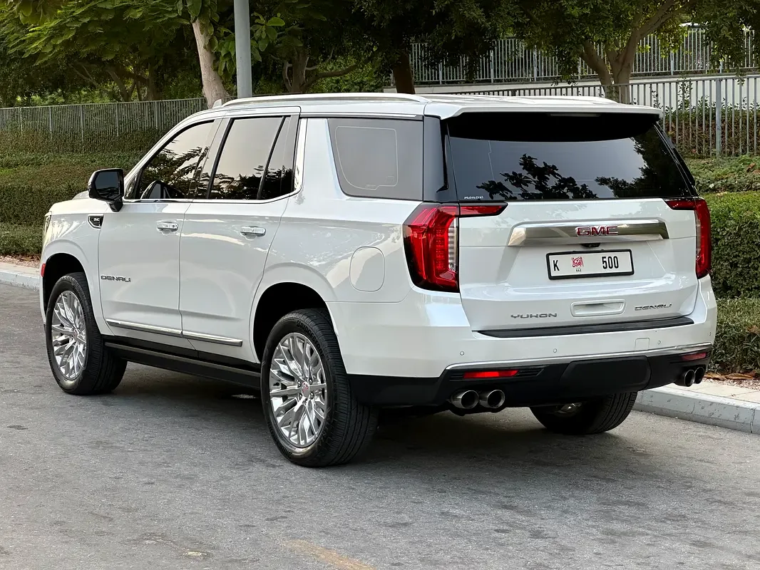 GMC Yukon 6.2 AT (420 حصان) - 10