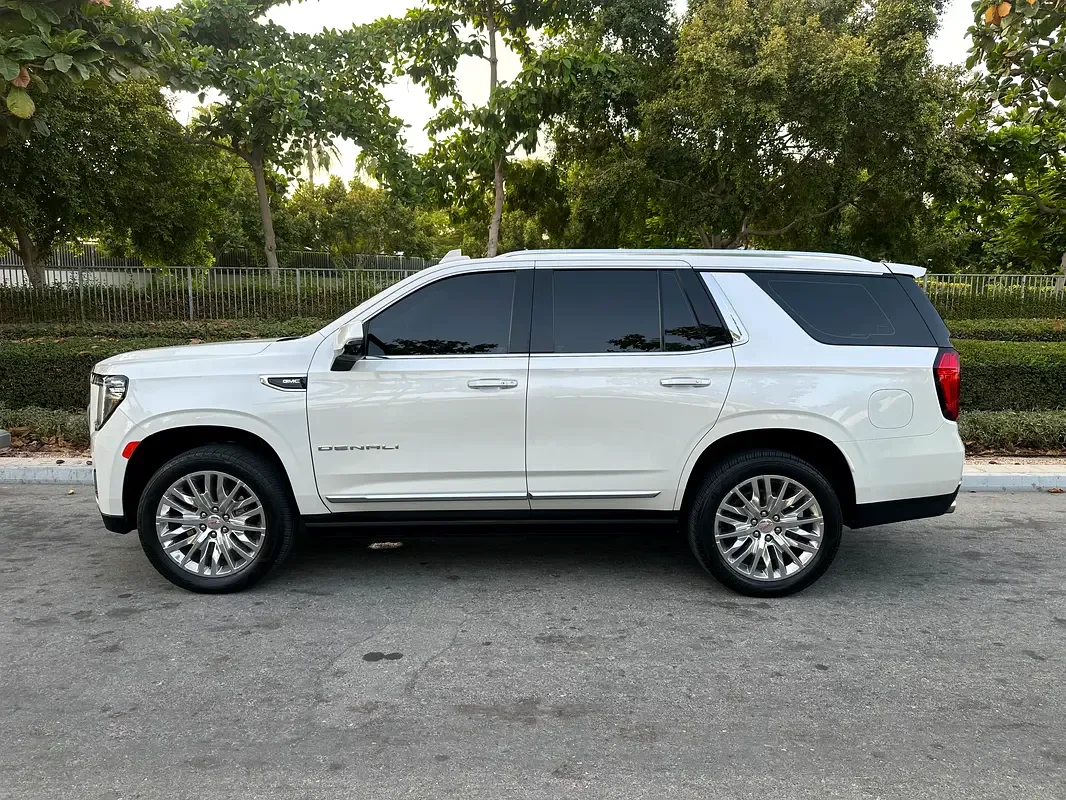 GMC Yukon 6.2 AT (420 حصان) - 11