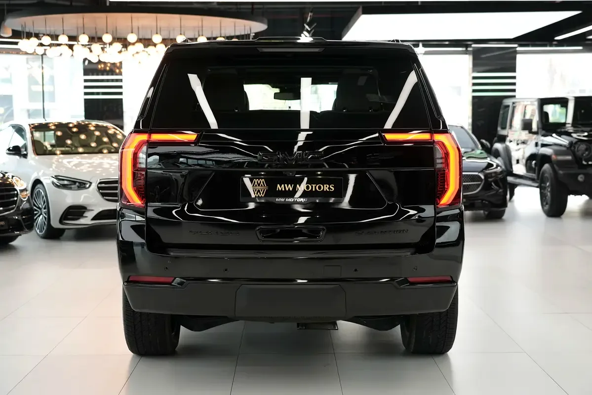 GMC Yukon 6.2 AT (420 حصان) - 5