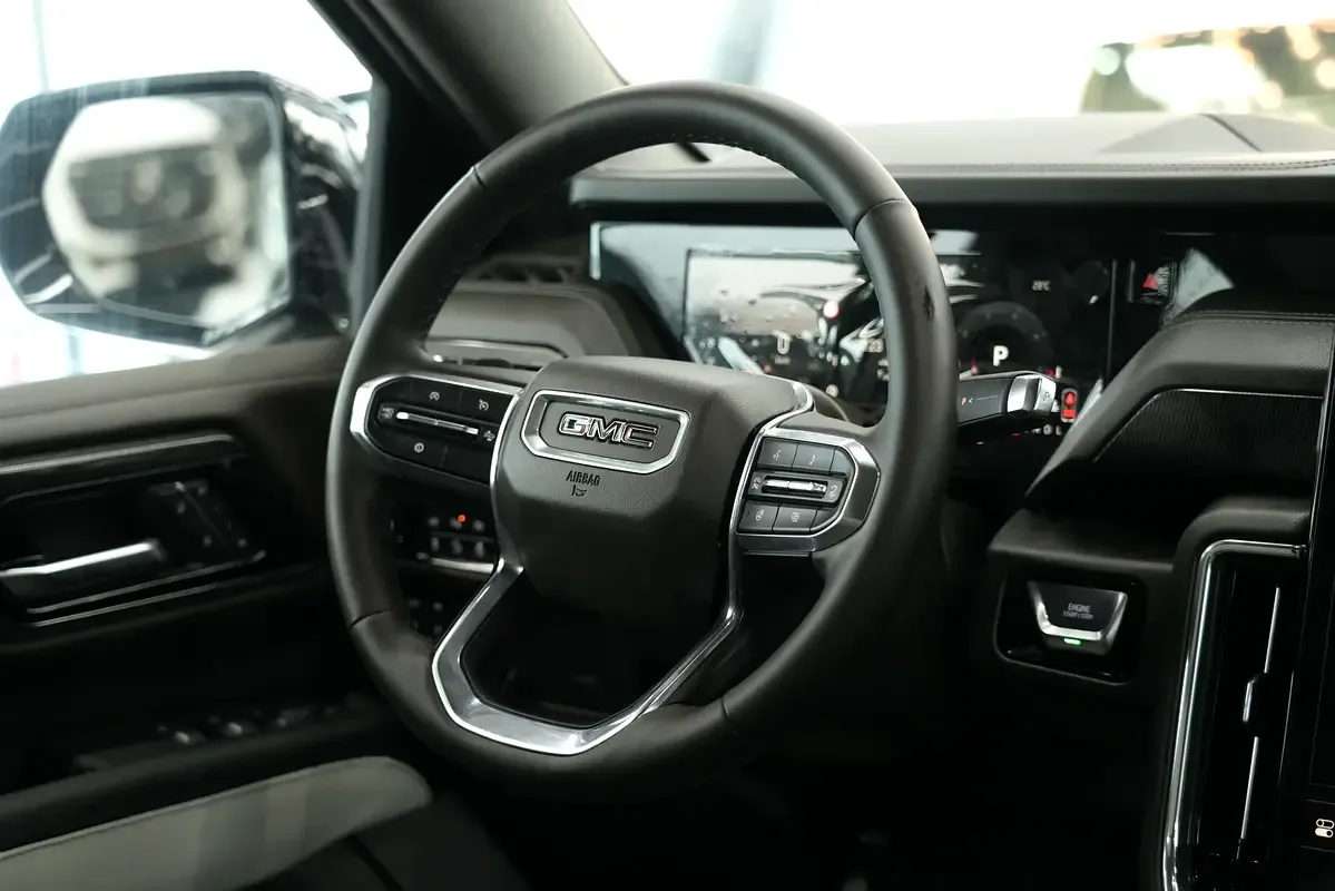 GMC Yukon 6.2 AT (420 حصان) - 9