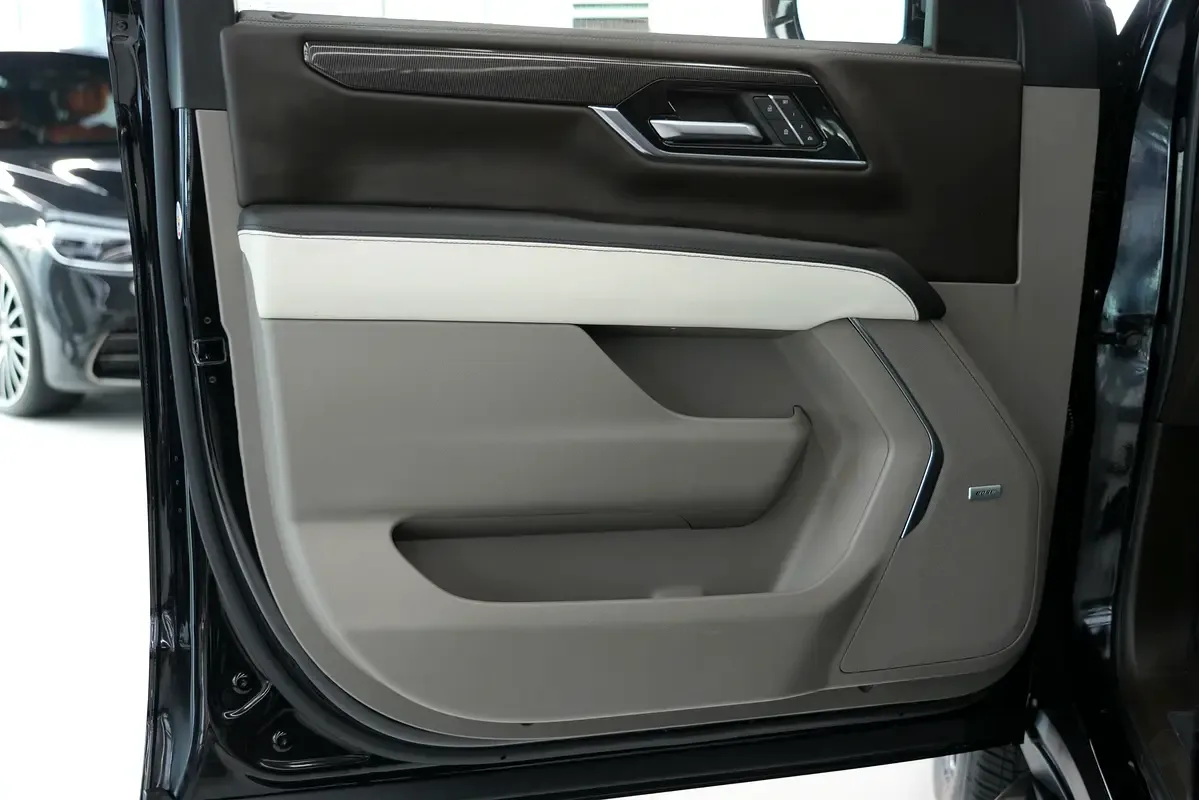 GMC Yukon 6.2 AT (420 حصان) - 13