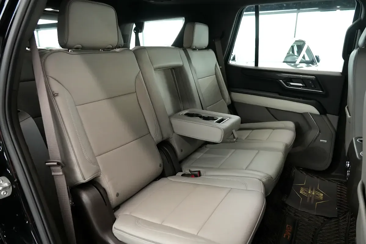 GMC Yukon 6.2 AT (420 حصان) - 16