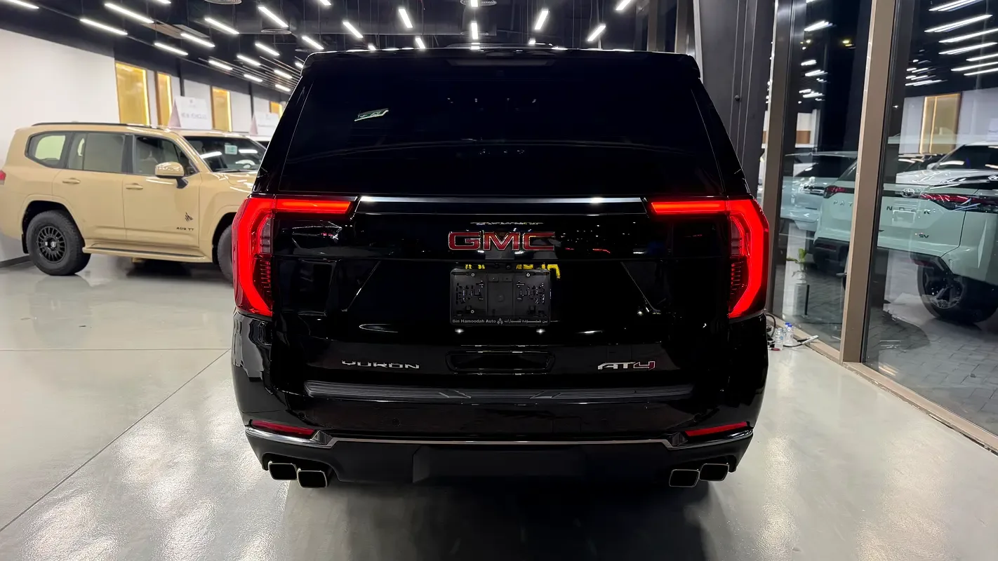 GMC Yukon 6.2 AT (420 hp) - 8