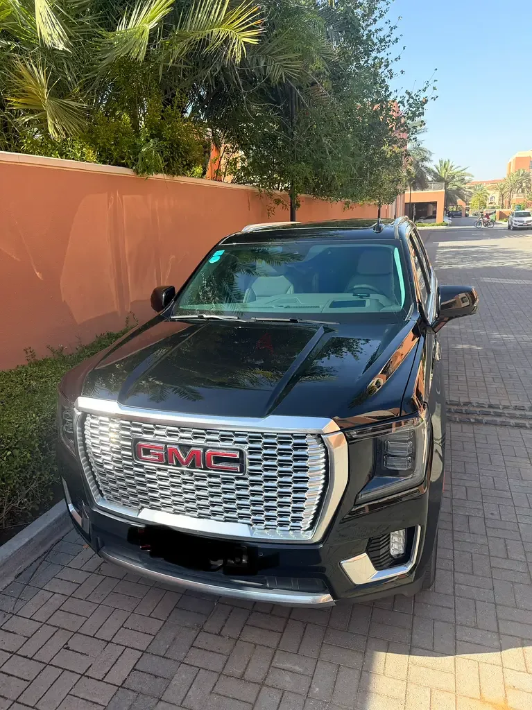 GMC Yukon 6.2 AT 4WD (420 hp)