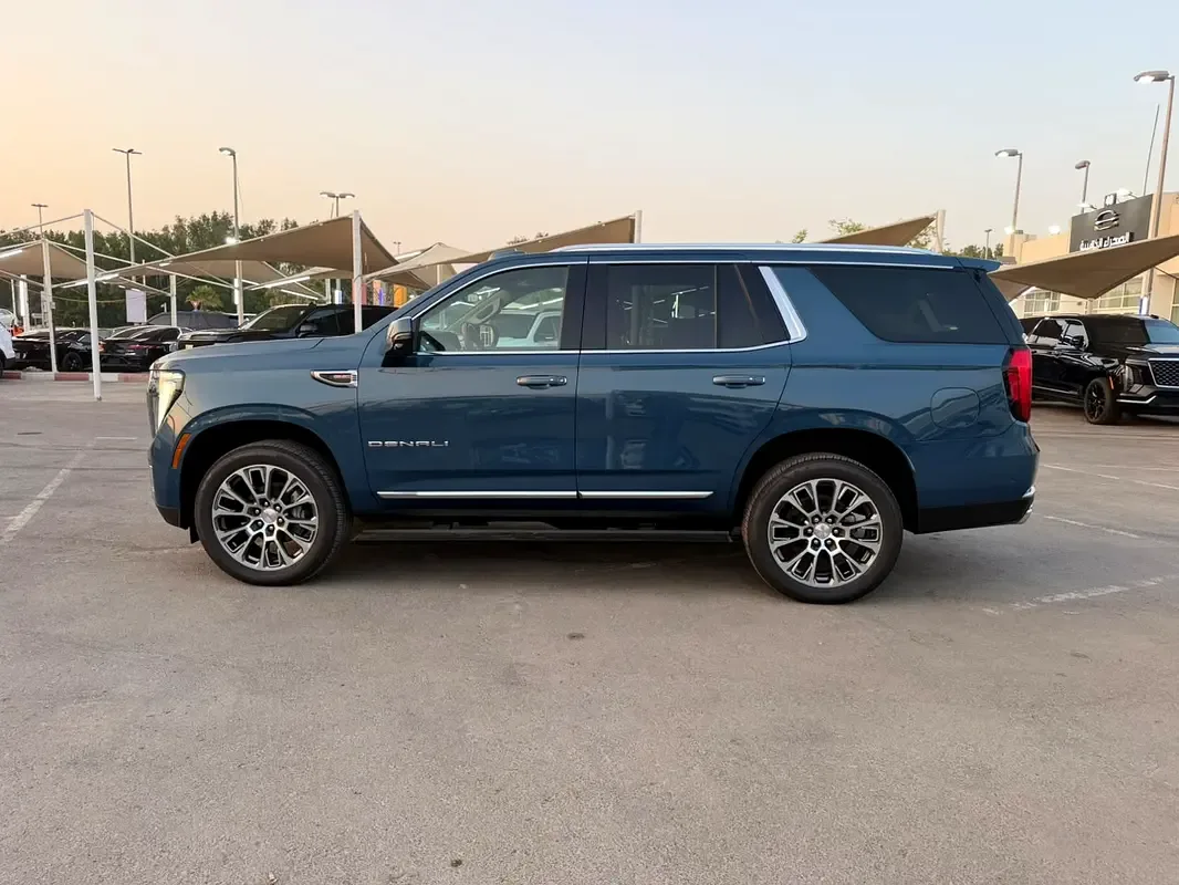 GMC Yukon 6.2 AT 4WD (420 حصان) - 4
