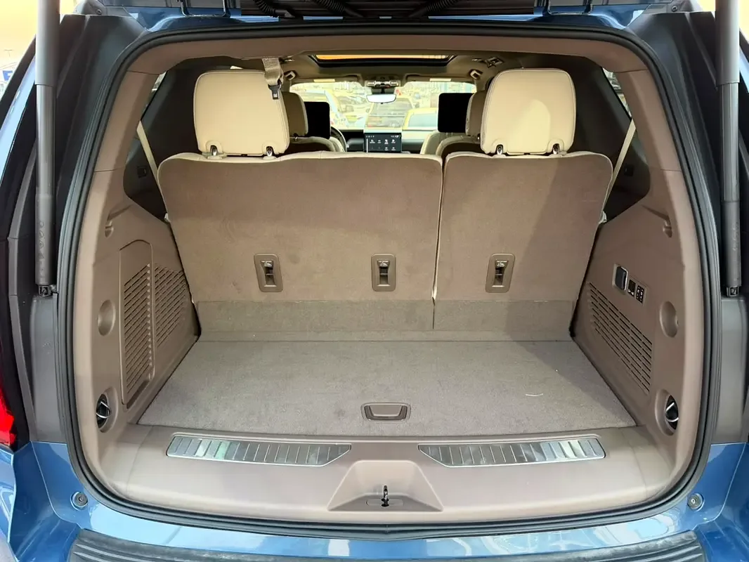 GMC Yukon 6.2 AT 4WD (420 حصان) - 10