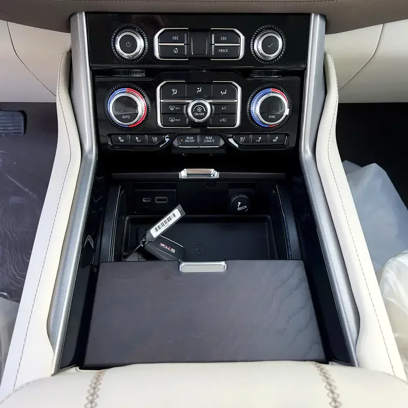 GMC Yukon 6.2 AT 4WD (420 hp) - 11