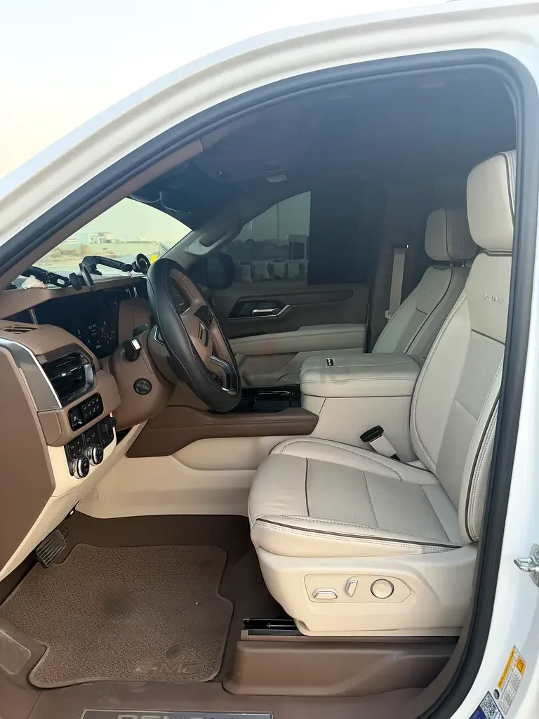 GMC Yukon 6.2 AT 4WD (420 حصان) - 7