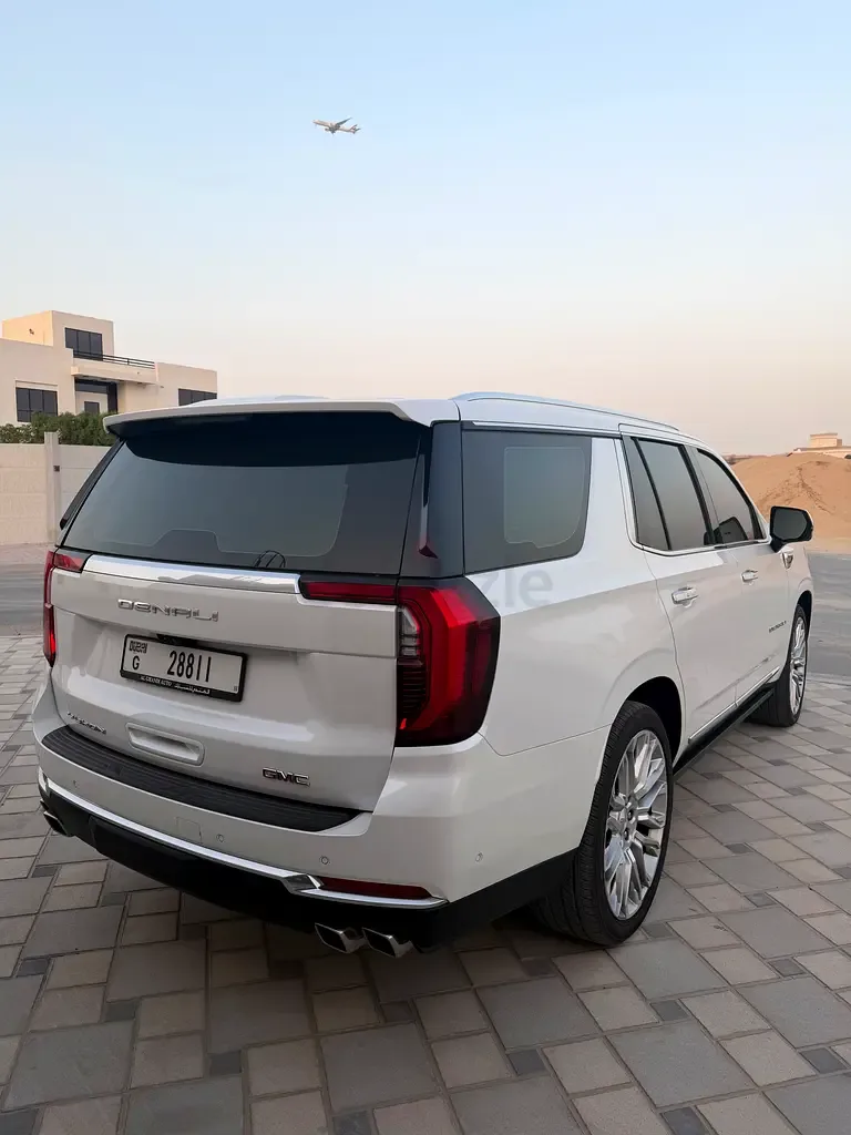 GMC Yukon 6.2 AT 4WD (420 حصان) - 4