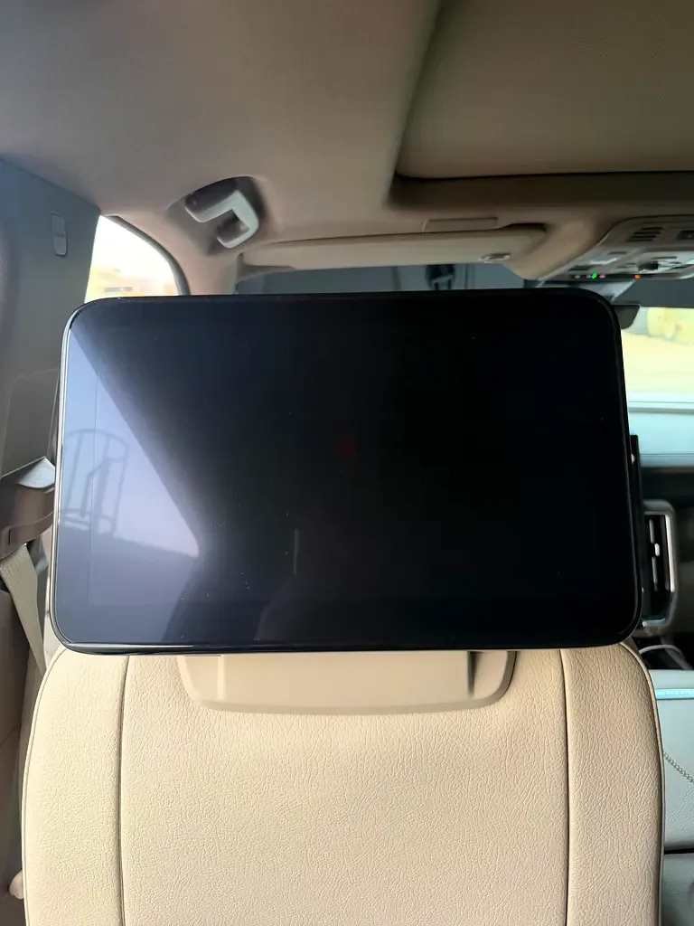 GMC Yukon 6.2 AT 4WD (420 حصان) - 15