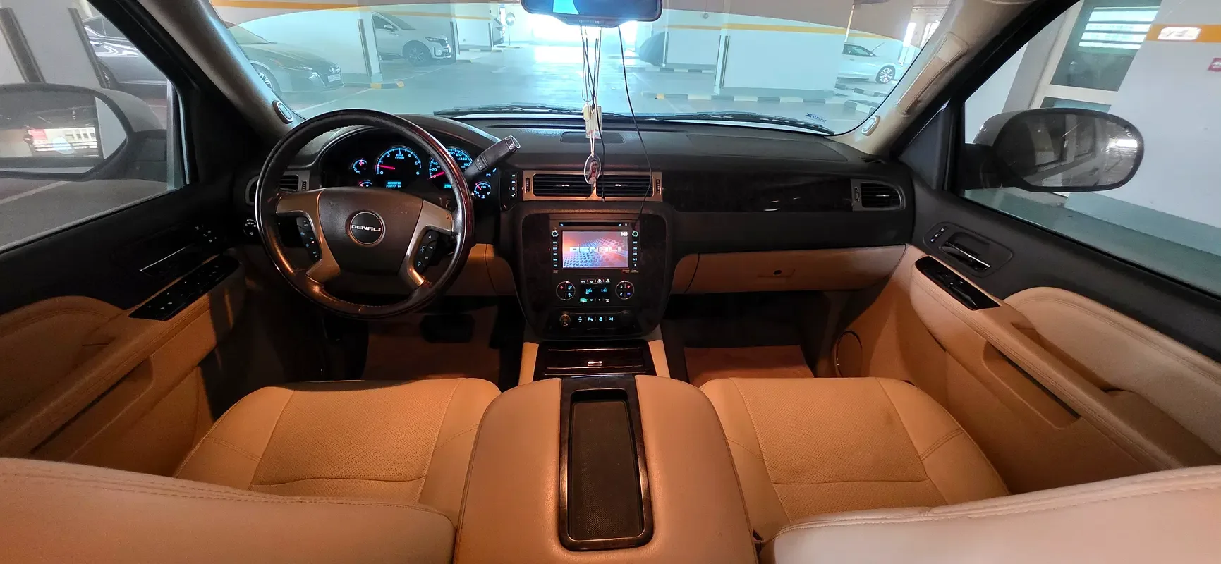 GMC Yukon 6.2 AT AWD (420 hp) - 11