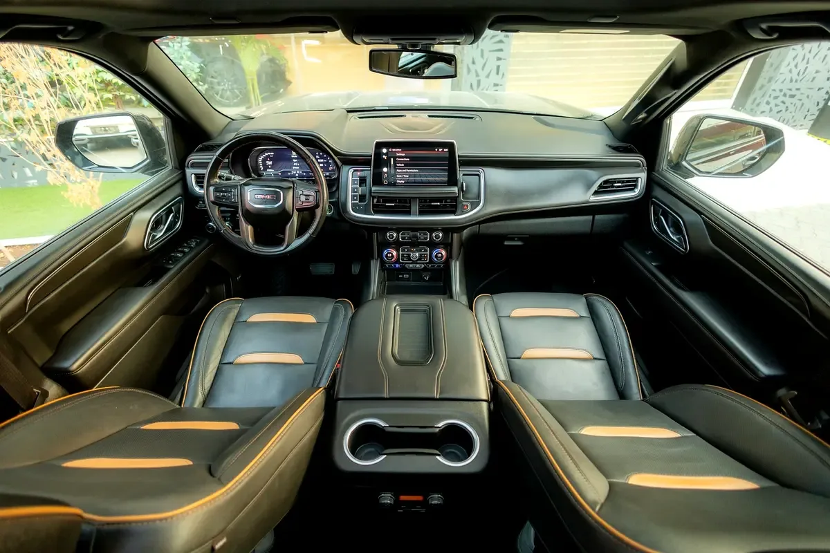 GMC Yukon 6.2 AT AWD (426 حصان) - 11