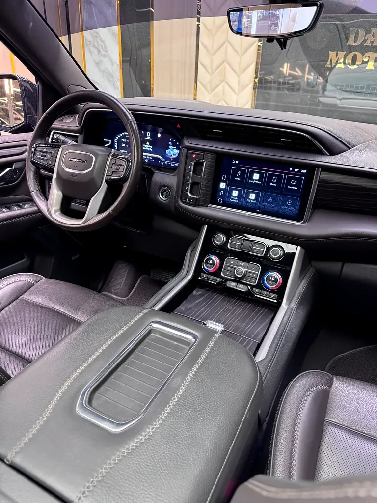 GMC Yukon 6.2 AT AWD (426 hp) - 12