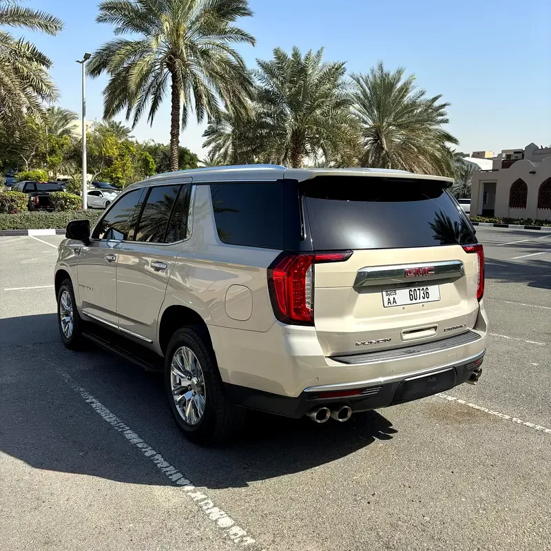GMC Yukon 6.2 AT AWD (426 hp) - 4