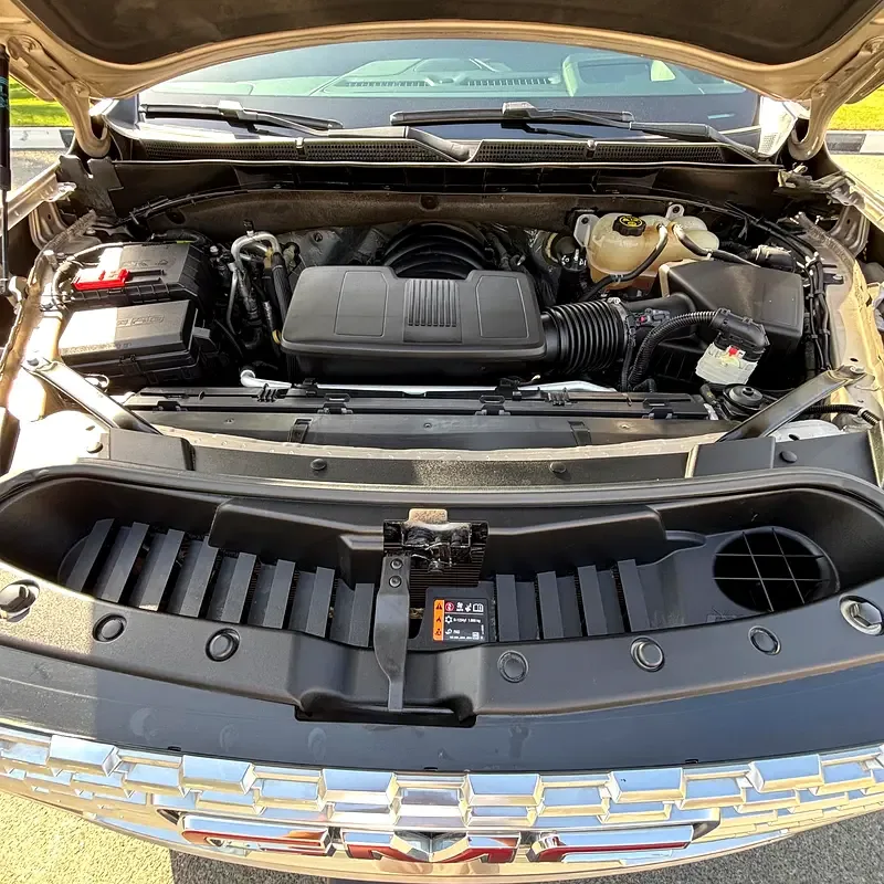 GMC Yukon 6.2 AT AWD (426 hp) - 14