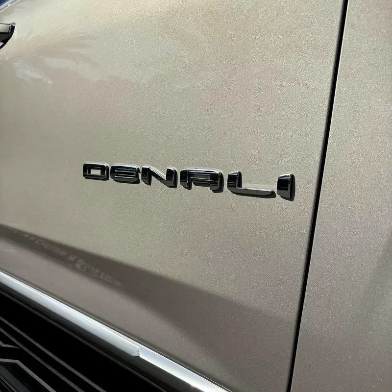 GMC Yukon 6.2 AT AWD (426 hp) - 13