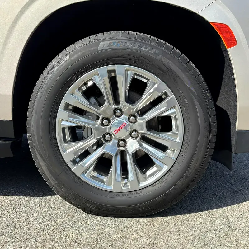 GMC Yukon 6.2 AT AWD (426 hp) - 16