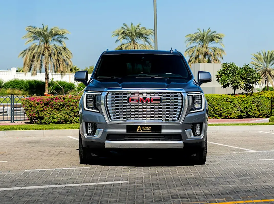 GMC Yukon 6.2 AT AWD (426 حصان) - 10