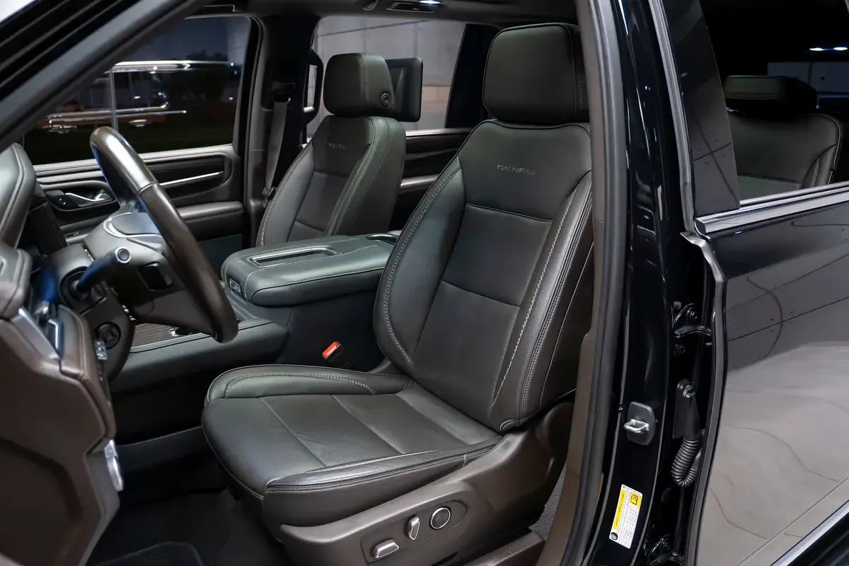 GMC Yukon 6.2 AT AWD (426 حصان) - 13